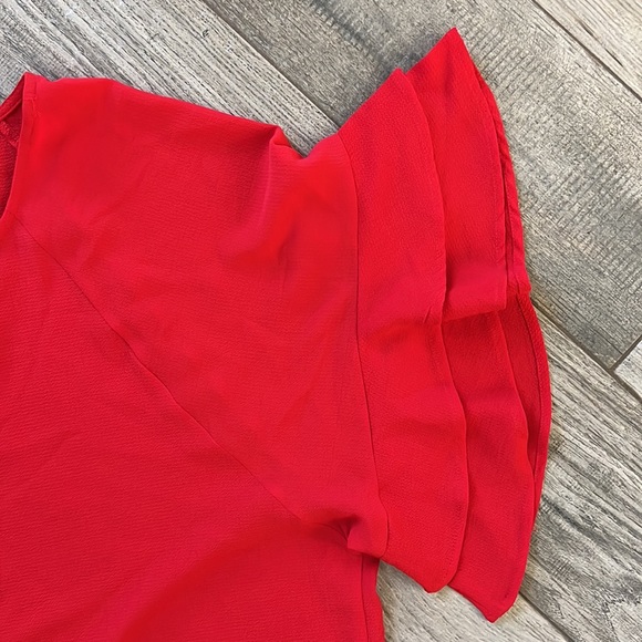 Red blouse - Picture 2 of 3